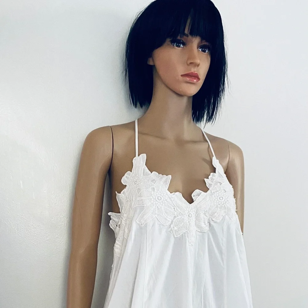Dress - Picture 1 of 3